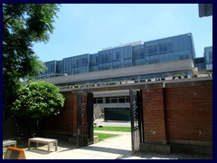 Robie House 55 - wall